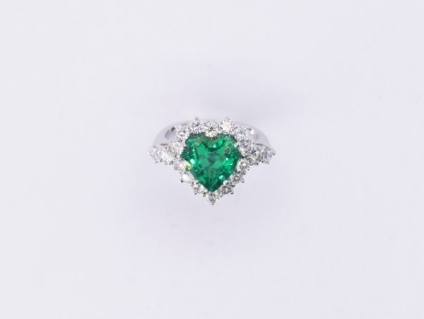 Anello Smeraldo e diamanti - immagine 2