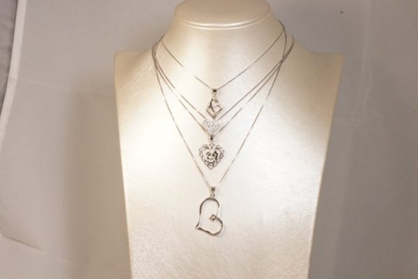 Catenine in argento con cuori