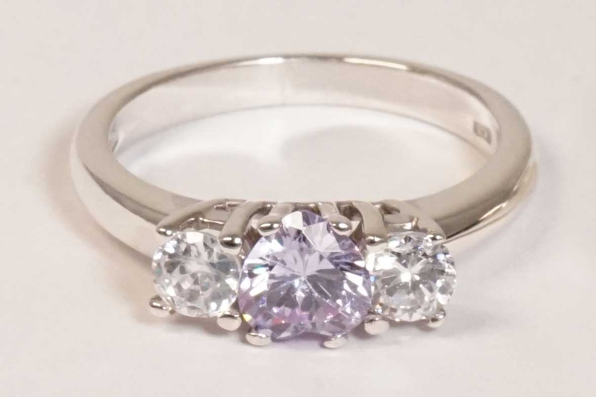 Anello Trilogi_Argento_GalvanicaInOroRosa_RubinoSintetico