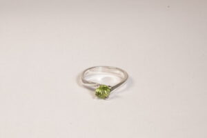 Anello solitario argento