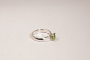 Anello solitario argento