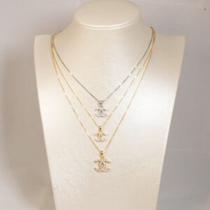 Catenine in argento con pendente zirconi