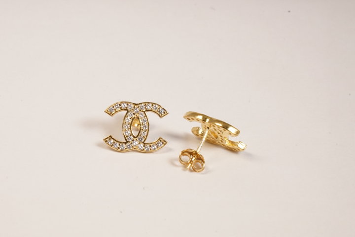 Orecchini in argento con zirconi