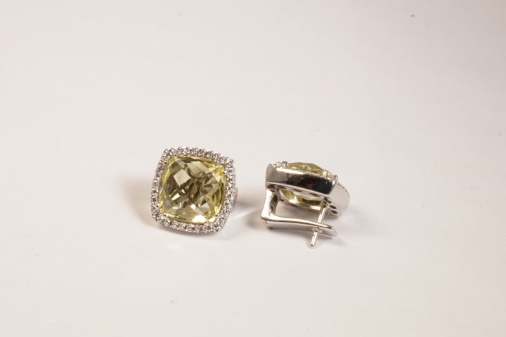 Orecchini in argento e tormalina verde