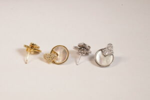 Orecchini in argento e madre perla