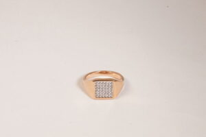 Anello Chevalier in argento con zirconi