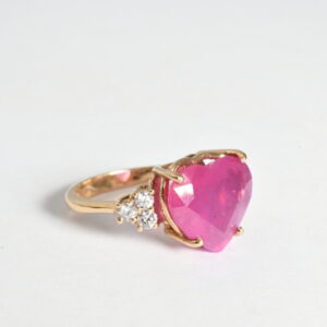 Anello con Rubino e Diamanti