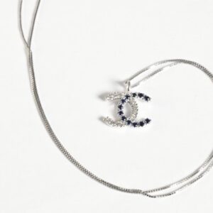 Collana con c incrociate