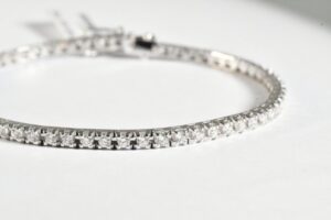 Bracciale tennis a griffe