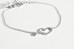 Bracciale con catenina e cuore