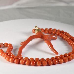 Collana corallo con rametto