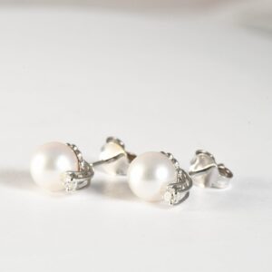 Orecchini con perla 7mm