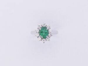 Anello Classico Smeraldo e diamanti