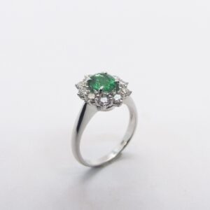Anello Classico Smeraldo e diamanti