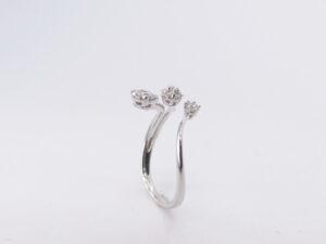 Anello trilogy degradare diamanti