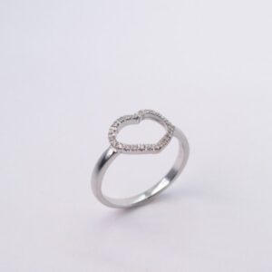 Anello cuore con diamanti