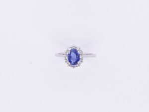 Anello Classico Zaffiro e Diamanti