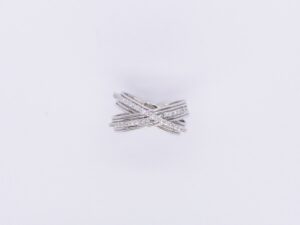 Anello Intrecciato con Diamanti