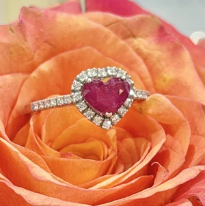 Anello con rubino a cuore Peccati Preziosi 1